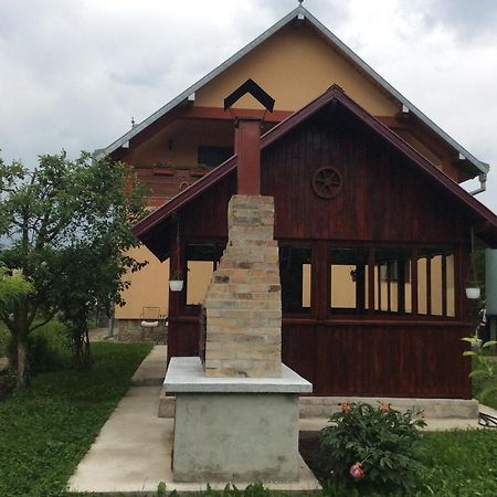 Casa Andrada & Ilinca Hotel Gura Humorului Luaran gambar